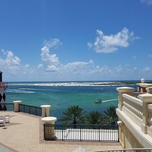 Meet your Posher, Walter